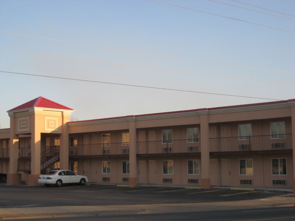Sands Central Inn Hot Springs Exterior foto