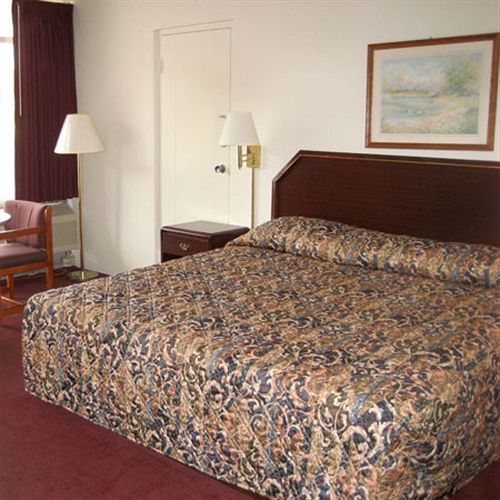 Sands Central Inn Hot Springs Habitación foto